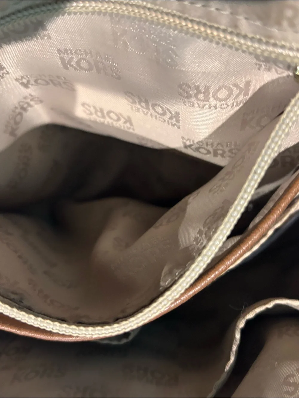 Michael Kors classic michael